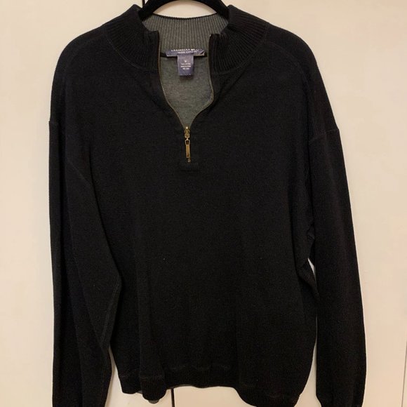 Black Mens Quarter Zip (Size Medium) - Picture 1 of 2